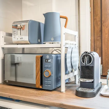 Casa Emilia - * In The Heart Of *