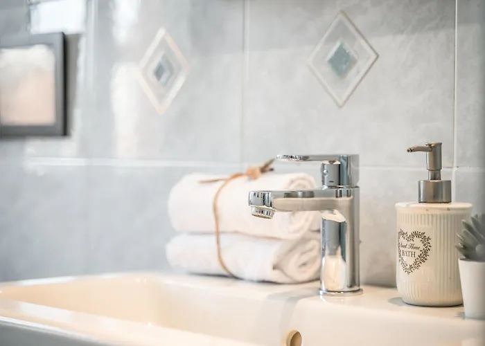 Casa Emilia - * In The Heart Of * *