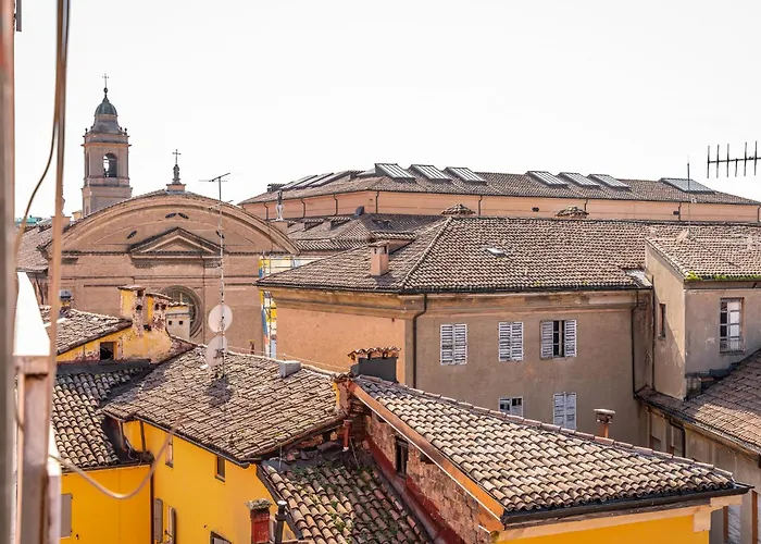 Casa Emilia - * In The Heart Of *